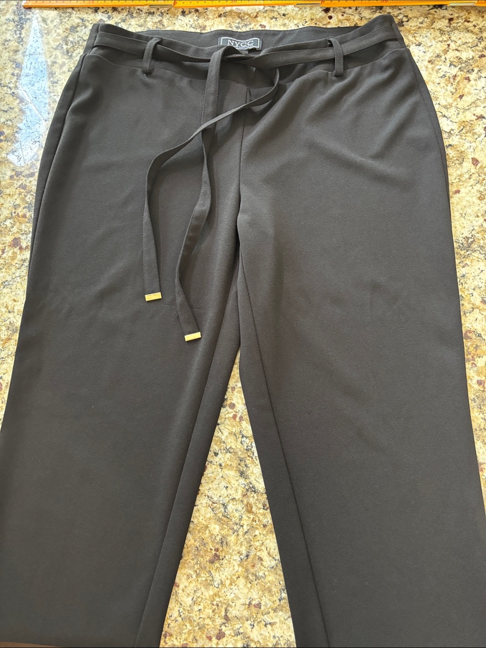 New York & Company Women’s Black Pull-On Dress Pants with Belt
